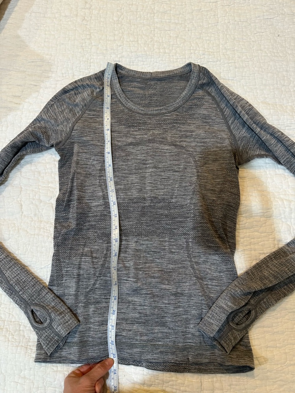 lululemon athletica Heathered Gray Long Sleeve Top